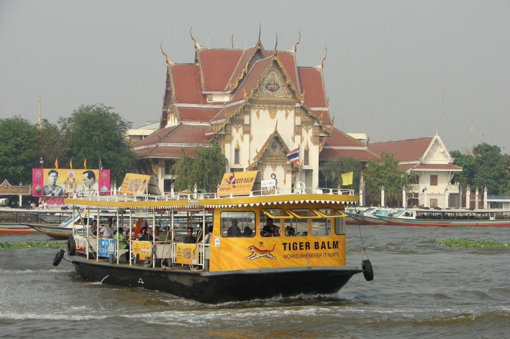 Бангкок - Город ангелов. Главная река столицы - Чао Прайя или Царь река..