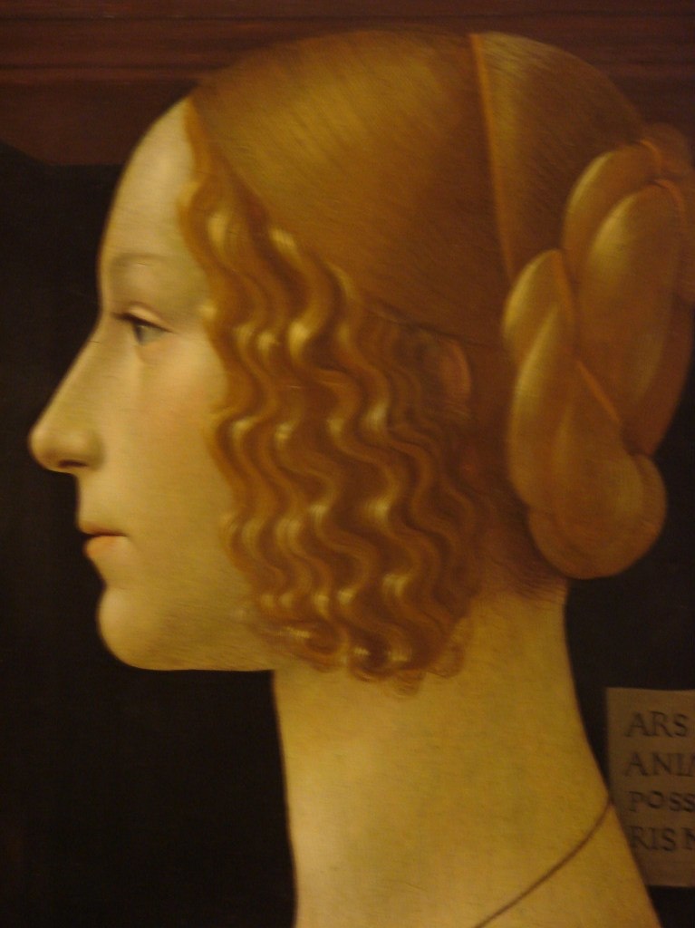 Доменико Гирландайо (1449 — 1494). Портрет Джованны Альбеци Торнабуони (1489-90). Фрагмент.