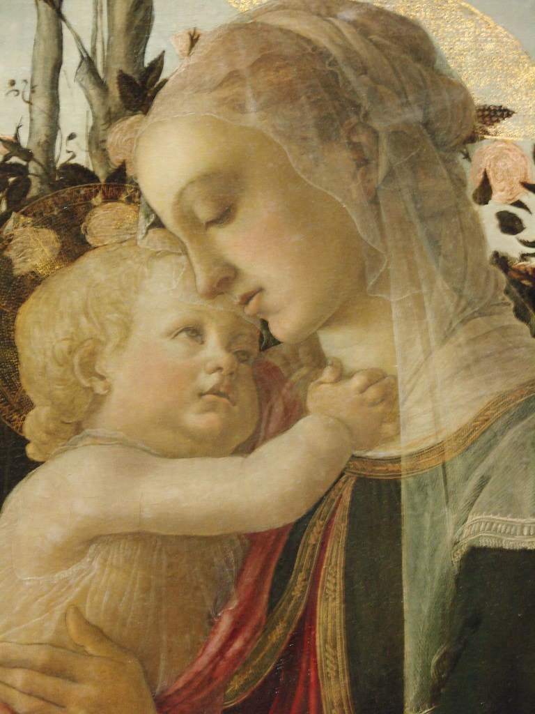 САНДРО БОТТИЧЕЛЛИ. "Мадонна с младенцем и со св. Иоанном Крестителем". Флоренция, 1445-1510. Поступила в Лувр в 1824 г. Фрагмент - "Мадонна с младенцем".