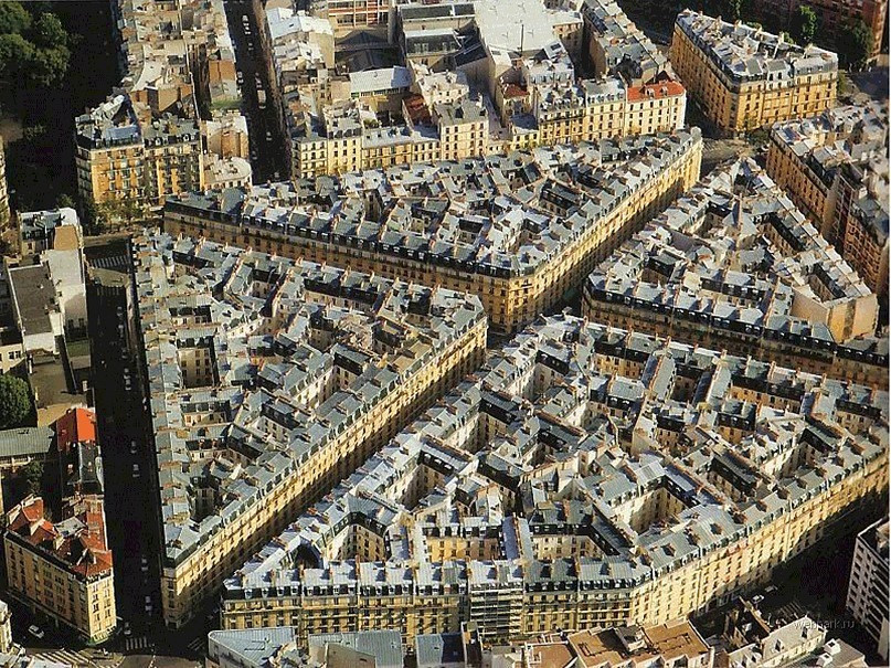 Фотографии Philippe Guignard из книги "Париж между небом и землей".