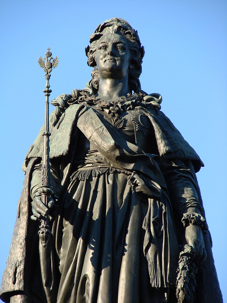 Памятник Екатерине Второй Великой в Екатерининском саду